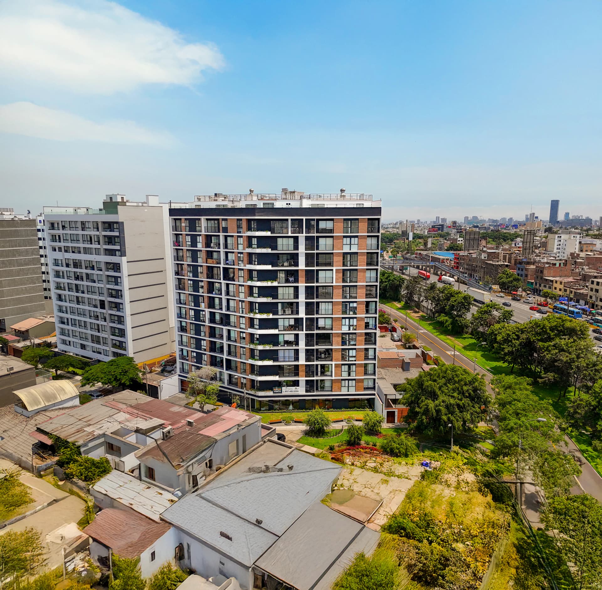 fachada moderna edificio seed verdant surco